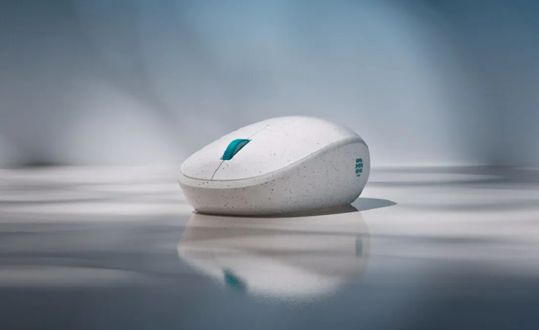 Microsoft ocean plastic mouse